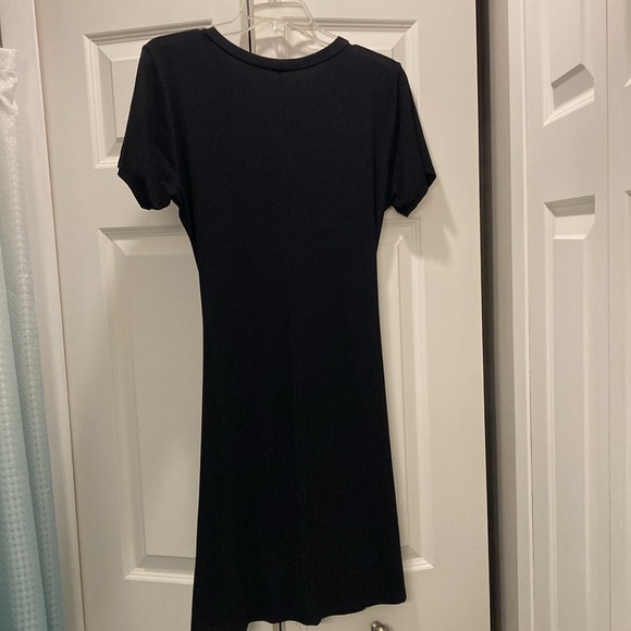 Francesca’s Alya Short-Sleeve Dress - Picture 5 of 6